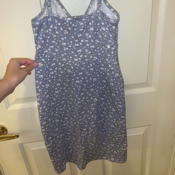 amara wrap top dress - Picture 3 of 3